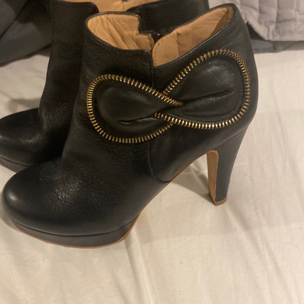 See By Chloe Pumps
